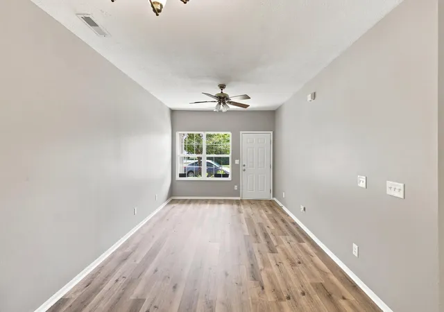 5th image of 480 Fullers Cir, Pickerington, OH 43147 | MLS# 226029001