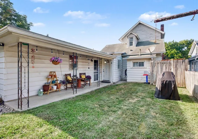 19th image of 527 E 4th St, Marysville, OH 43040 | MLS# 226028973