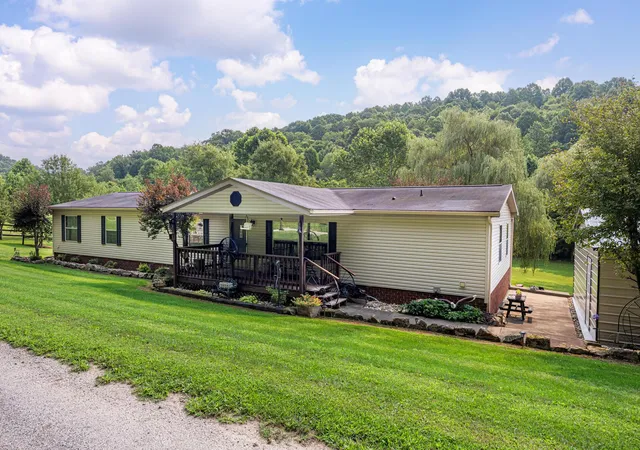 Photo 3 of Single family home for sale at 27880 Township Rd 34, Warsaw, OH 43844 | MLS# 226028972 | Listing updated on 2026-10-10