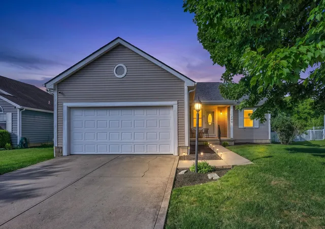 1st image of 240 Pruden Dr, Pickerington, OH 43147 | MLS# 226029007