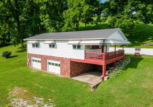 4th image of 21569 State Route 16, Coshocton, OH 43812 | MLS# 226028987