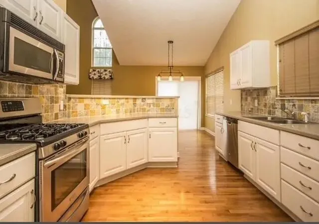 Photo 3 of Single family home for sale at 1134 Bergenia Dr, Reynoldsburg, OH 43068 | MLS# 226028989 | Listing updated on 2026-07-31