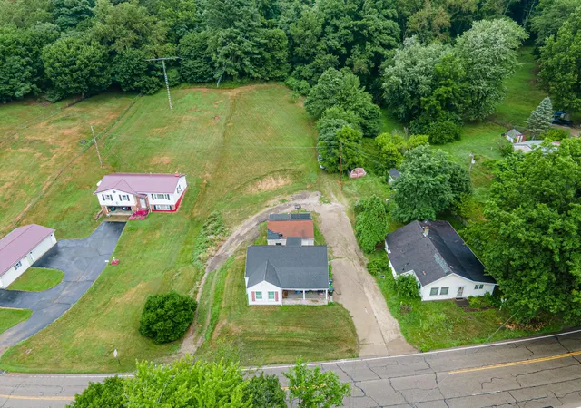 5th image of 1822 Chestnut St, Coshocton, OH 43812 | MLS# 226028995