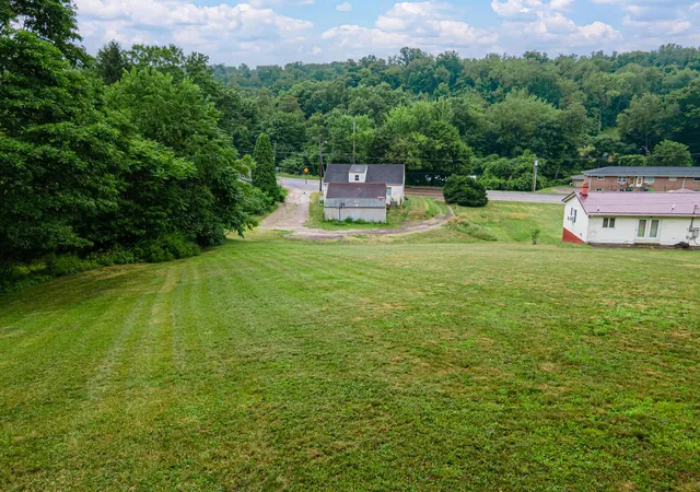 9th image of 1822 Chestnut St, Coshocton, OH 43812 | MLS# 226028995