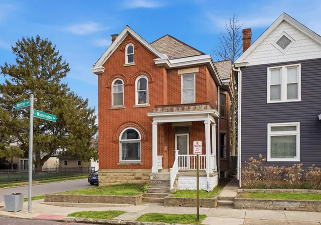 2nd image of 472 E Whittier St, Columbus, OH 43206 | MLS# 226028999