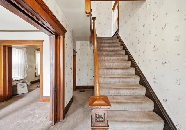 4th image of 472 E Whittier St, Columbus, OH 43206 | MLS# 226028999