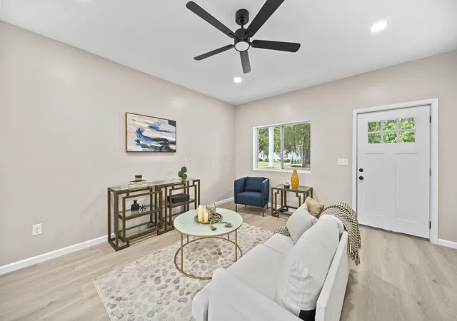 Photo 3 of Single family home for sale at 3043 Mcguffey Rd, Columbus, OH 43224 | MLS# 226029016 | Listing updated on 2026-09-02