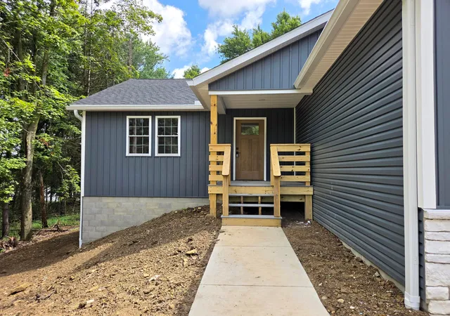 2nd image of 942 Country Club Dr, Howard, OH 43028 | MLS# 226029004