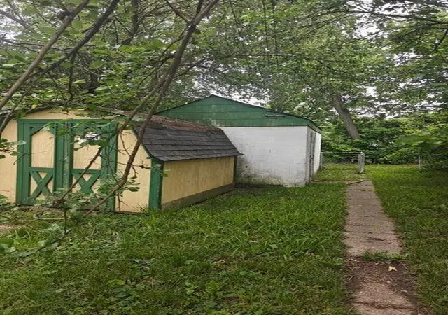 10th image of 811 E Como Ave, Columbus, OH 43224 | MLS# 226029191