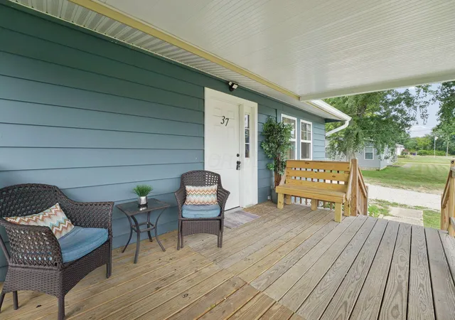 Photo 4 of Single family home for sale at 37 Wymer Dr SW, Etna, OH 43068 | MLS# 226029026 | Listing updated on 2026-09-10