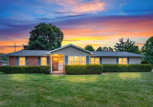Single family home for sale at 1438 Brenthaven Dr, Columbus, OH 43228 | MLS# 226029484