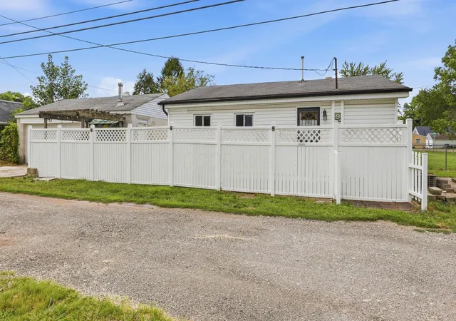 3rd image of 1943 Rea Ave, Columbus, OH 43223 | MLS# 226029042