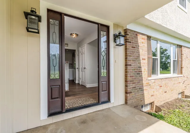 Photo 3 of Single family home for sale at 235 Cole Rd, Galloway, OH 43119 | MLS# 226029050 | Listing updated on 2026-09-18