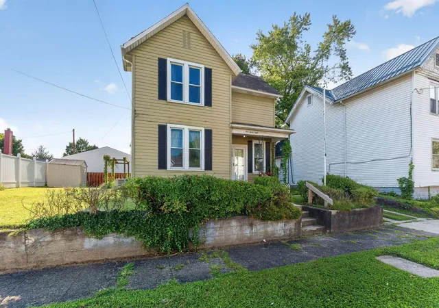 3rd image of 128 N 9Th St, Newark, OH 43055 | MLS# 226029071