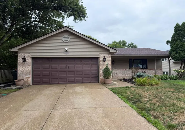 1st image of 1938 Hamrock Dr, Powell, OH 43065 | MLS# 226029096
