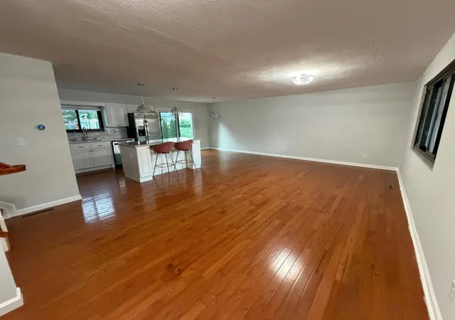 3rd image of 1938 Hamrock Dr, Powell, OH 43065 | MLS# 226029096