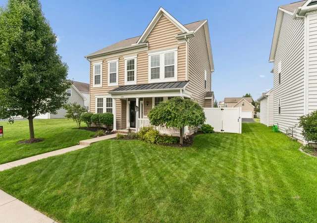 Photo 2 of Single family home for sale at 5151 Wildcat Fls Dr, Dublin, OH 43016 | MLS# 226029094 | Listing updated on 2026-09-15