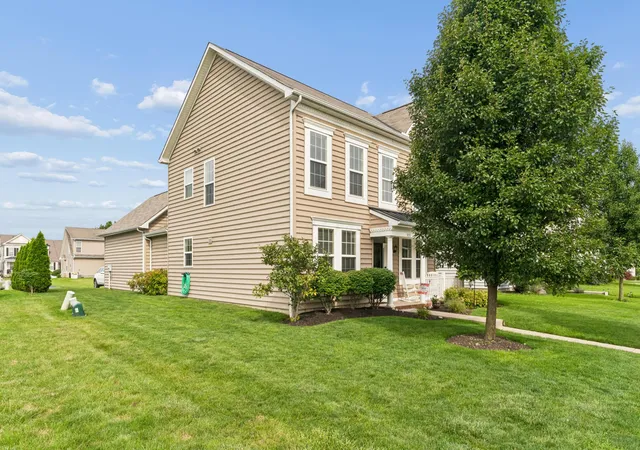 Photo 3 of Single family home for sale at 5151 Wildcat Fls Dr, Dublin, OH 43016 | MLS# 226029094 | Listing updated on 2026-09-15