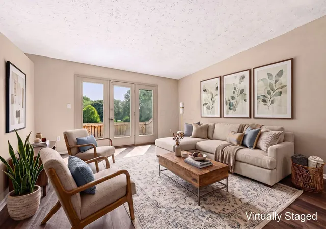 Listing Photo 5 - Condo for sale in building located at 1792 Sawgrass Dr, Reynoldsburg, OH 43068