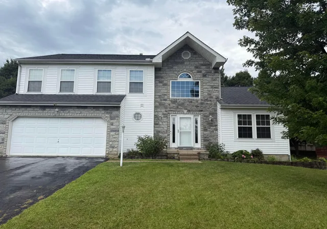 33rd image of 156 Knights Bridge Dr E, Pickerington, OH 43147 | MLS# 226029110