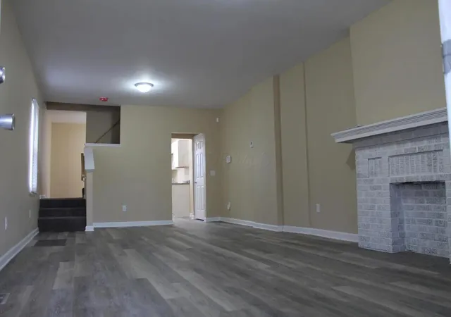3rd image of 1591 Cleveland Ave #1589, Columbus, OH 43211 | MLS# 226029180