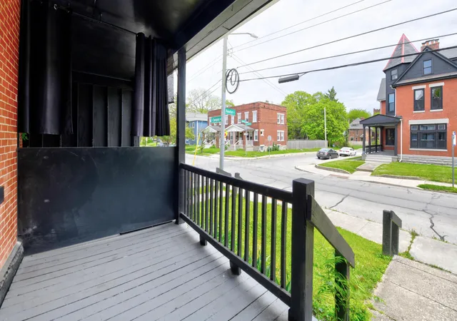 3rd image of 683-685 S Champion Ave, Columbus, OH 43205 | MLS# 226029140