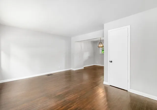 5th image of 712 Overbrook Dr, Columbus, OH 43214