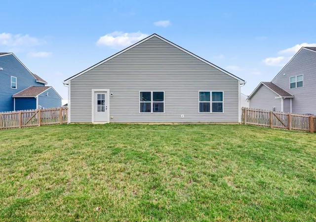 27th image of 355 Jacob Ln, London, OH 43140 | MLS# 226029683