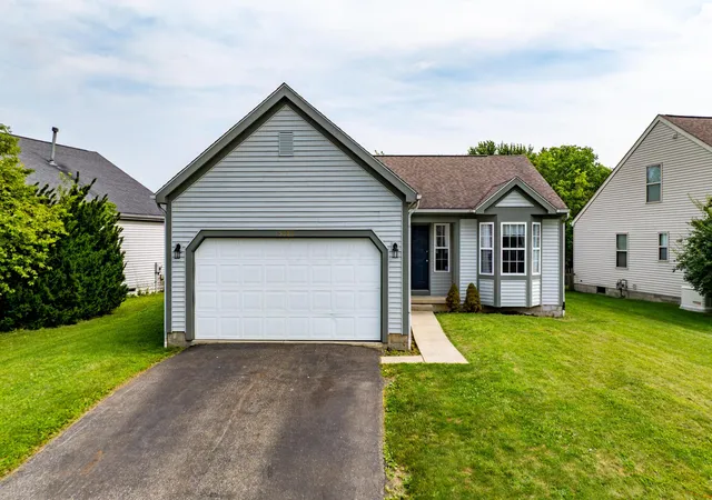 1st image of 5727 Silver Spurs Ln, Galloway, OH 43119 | MLS# 226029217