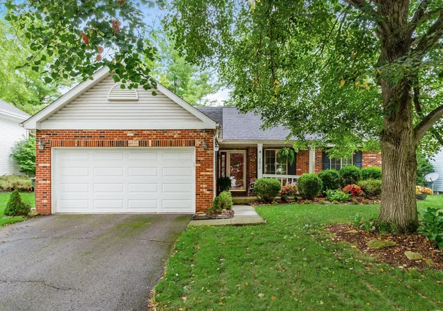 1st image of 3872 Ramblehurst Rd, Columbus, OH 43221 | MLS# 226029212