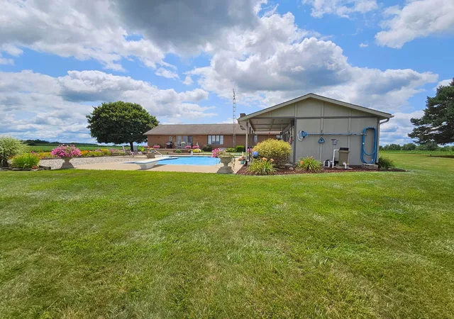 Photo 3 of Sale Pending at 2560 Brokensword Rd, Bucyrus, OH 44820 | MLS# 226029164 | Listing updated on 2026-08-06