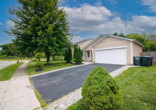 2nd image of 639 Academy Dr, Galloway, OH 43119 | MLS# 226029186