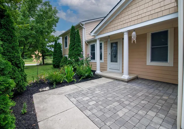 3rd image of 639 Academy Dr, Galloway, OH 43119 | MLS# 226029186