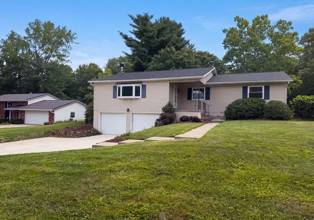 1st image of 273 Cherokee Trl, Granville, OH 43023 | MLS# 226029173