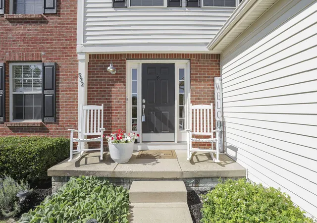 2nd image of 572 Fields Meadow Dr, Sunbury, OH 43074 | MLS# 226029564
