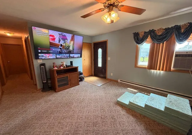 4th image of 940 Kirkwood Dr, West Jefferson, OH 43162 | MLS# 226029231