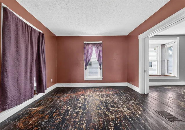 Photo 3 of Single family home for sale at 413 E Brown Ave, Bellefontaine, OH 43311 | MLS# 226030248 | Listing updated on 2026-09-16