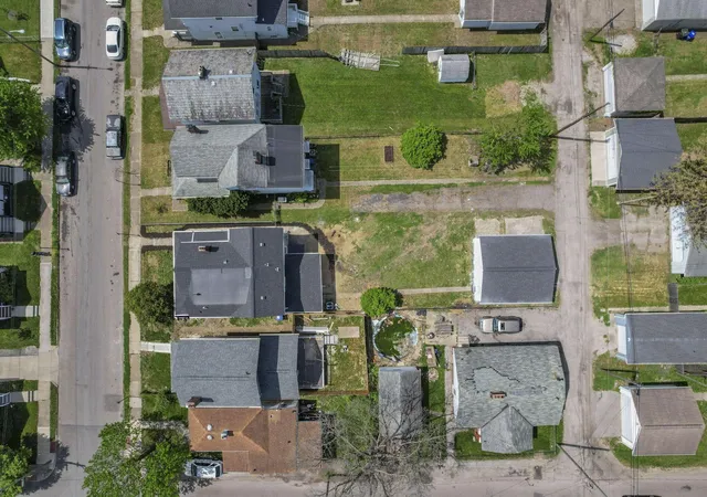 43rd image of 582 Siebert St, Columbus, OH 43206 | MLS# 226029559