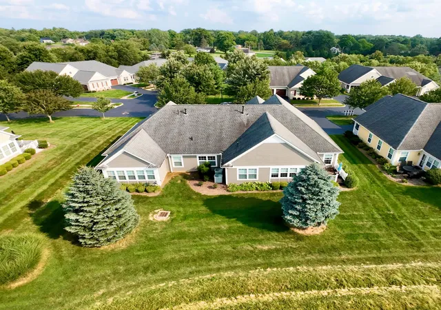 3rd image of 171 Briarwood Dr, Mount Vernon, OH 43050 | MLS# 226029243