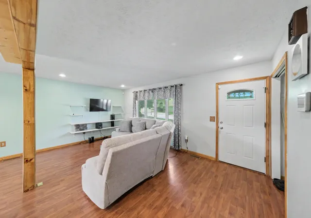 2nd image of 268 Terrence Dr, Bellefontaine, OH 43311 | MLS# 226029282