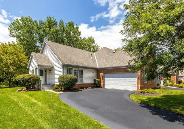 1st image of 6526 Upper Lake Cir, Westerville, OH 43082 | MLS# 226029263
