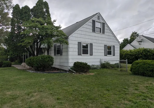 Photo 4 of Single family home for sale at 3205 Hamilton Ave, Columbus, OH 43224 | MLS# 226029262 | Listing updated on 2026-10-07