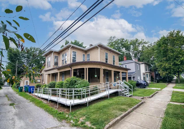 Photo 3 of Sale Pending at 143 W Central Ave, Delaware, OH 43015 | MLS# 226029276 | Listing updated on 2026-09-06