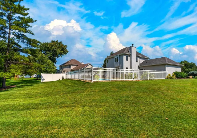Photo 4 of Single family home for sale at 253 Clark Dr, Circleville, OH 43113 | MLS# 226029281 | Listing updated on 2026-10-05