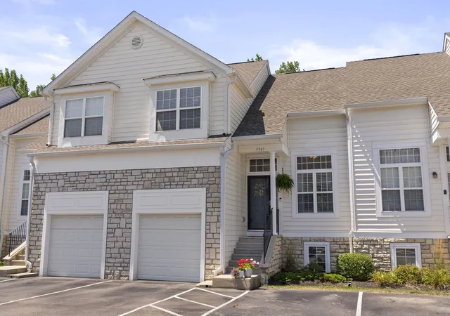 2nd image of 5987 Thunder Gulch Dr #30, New Albany, OH 43054 | MLS# 226029427