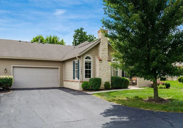 Photo 2 of Condo for sale at 1499 Cascade Dr #24, Grove City, OH 43123 | MLS# 226029574 | Listing updated on 2026-10-05