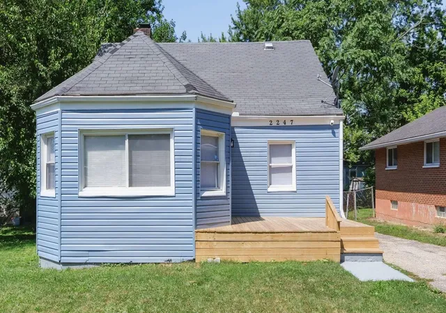 4th image of 2247 Esmeralda Ave, Dayton, OH 45406 | MLS# 226029709