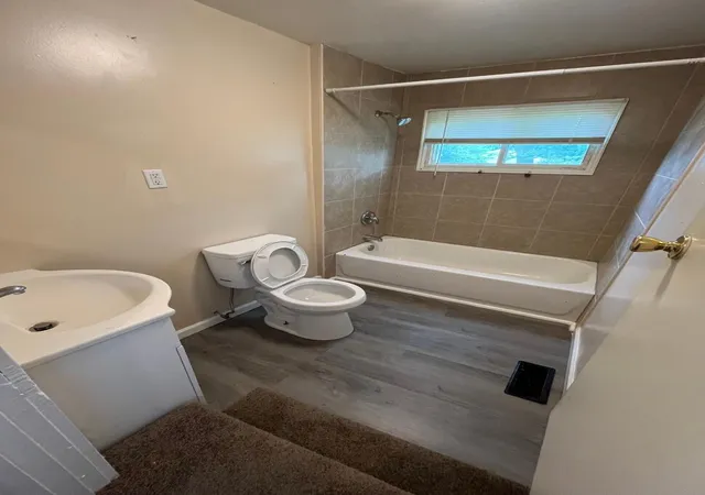 7th image of 1303 E Weber Rd, Columbus, OH 43211 | MLS# 226029292