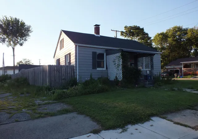 1st image of 731 Rush Ave, Bellefontaine, OH 43311 | MLS# 226029298