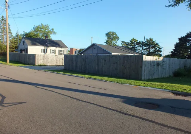 Photo 3 of Single family home for sale at 731 Rush Ave, Bellefontaine, OH 43311 | MLS# 226029298 | Listing updated on 2026-09-22